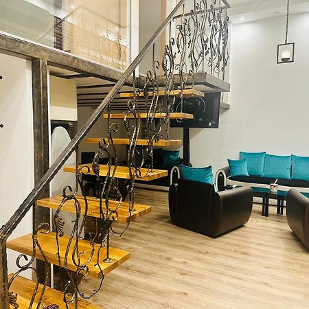 Apartment On Tabidze Tiflis Exterior foto