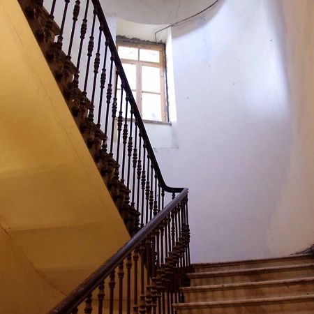 Apartment On Tabidze Tiflis Exterior foto