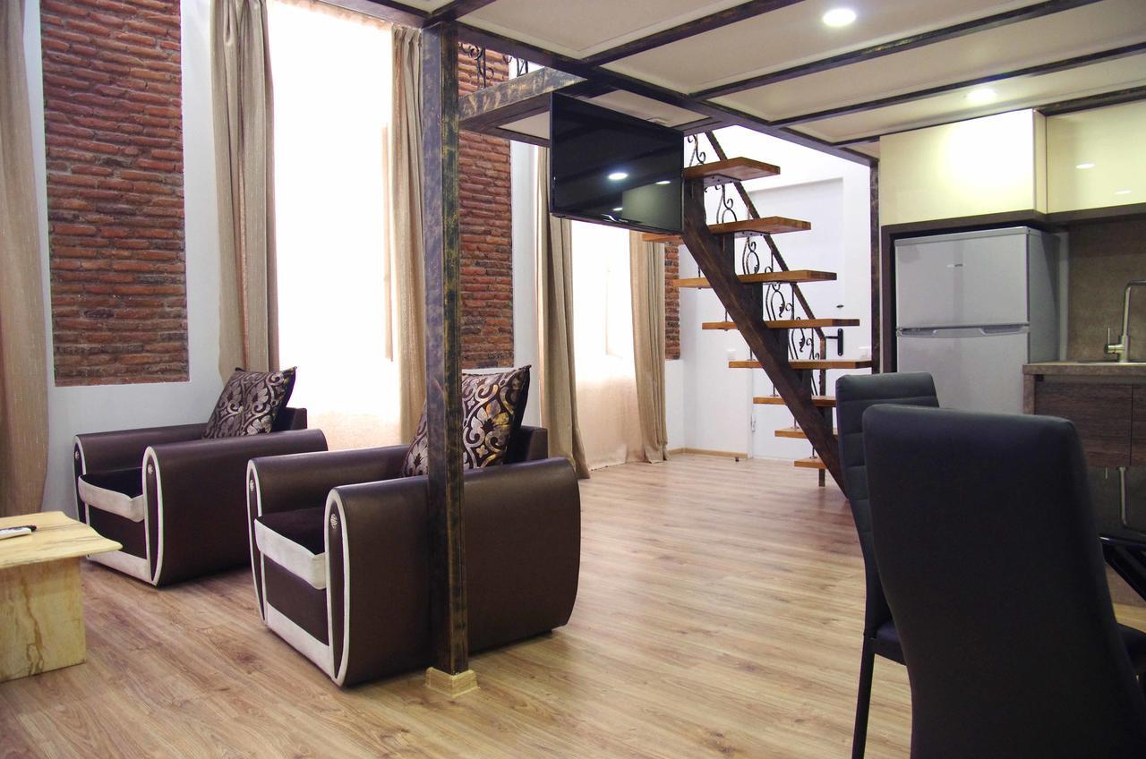 Apartment On Tabidze Tiflis Exterior foto