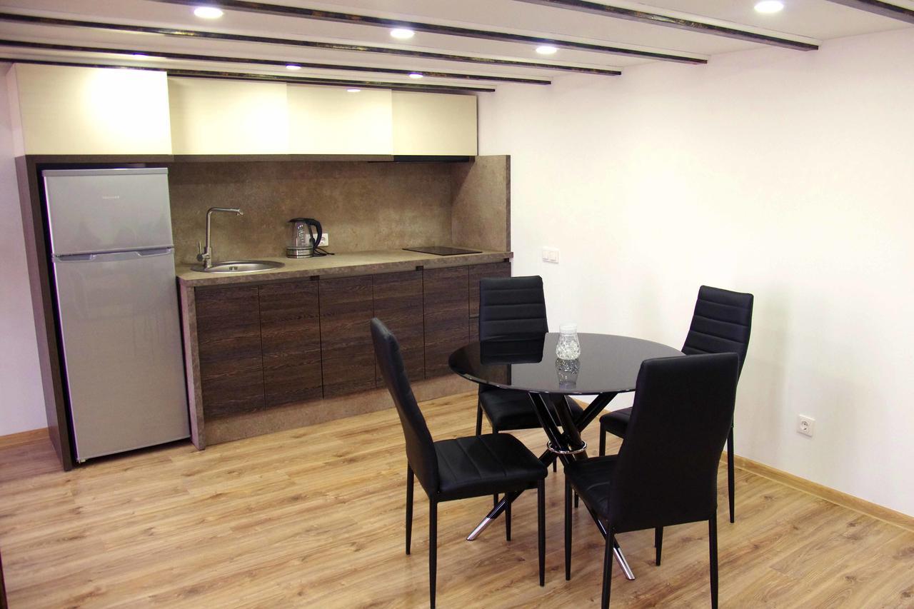 Apartment On Tabidze Tiflis Exterior foto